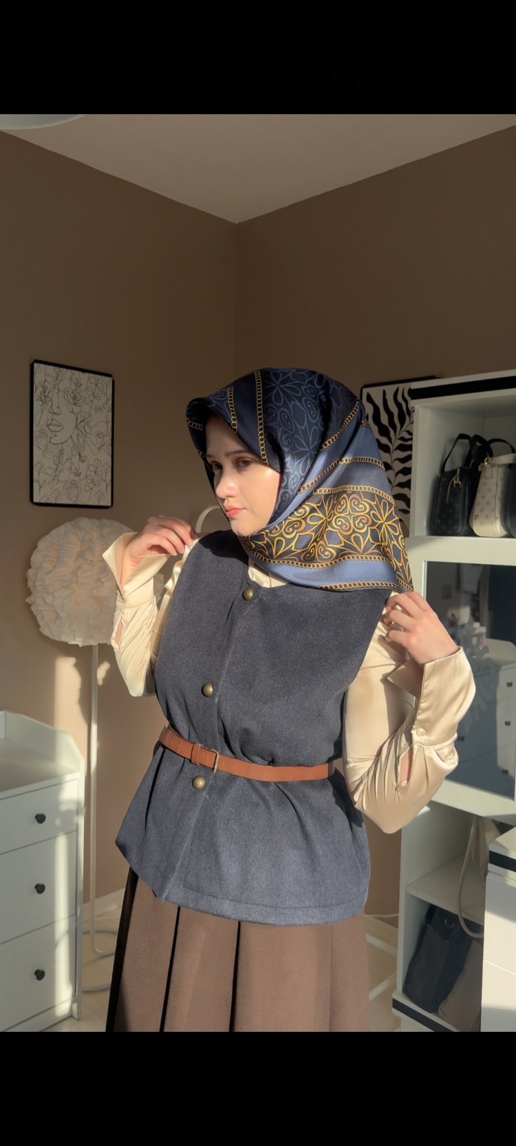 LİORA YELEK