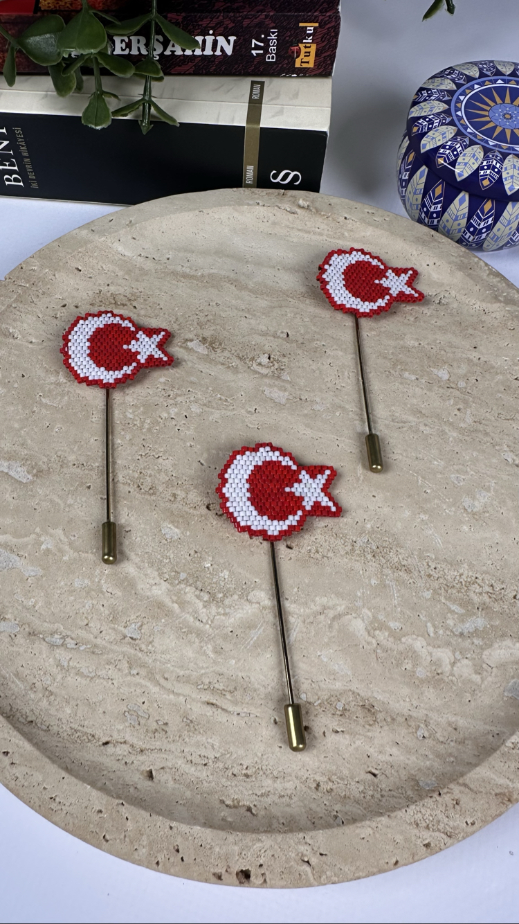 Türk Bayrağı Broş