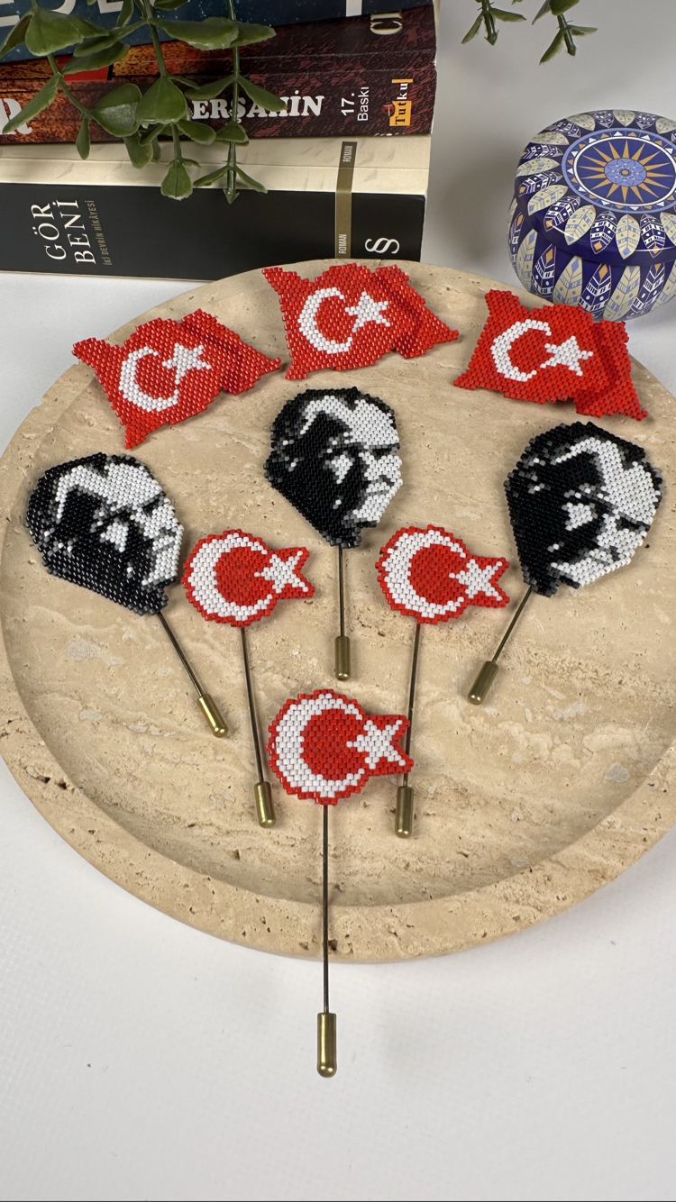Atatürk Büst Broş 