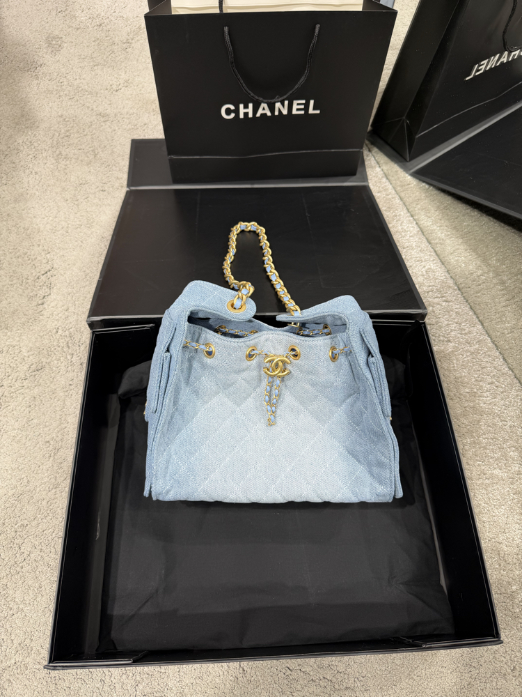 Chanel 25 small