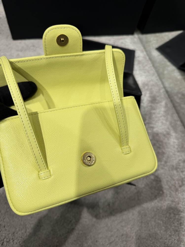 Chanel mini kapaklı çanta
