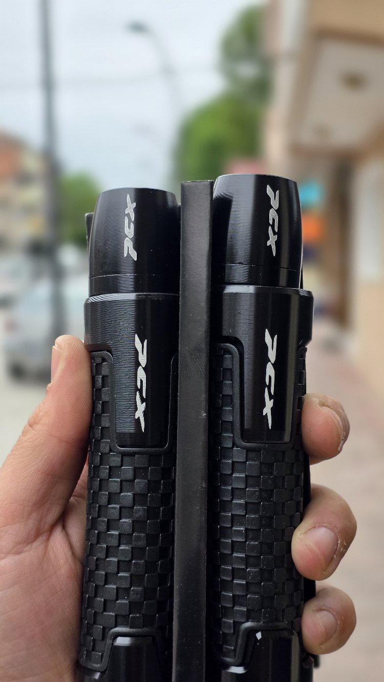 PCX CNC TOPUZLU LOGOLU ELCİK