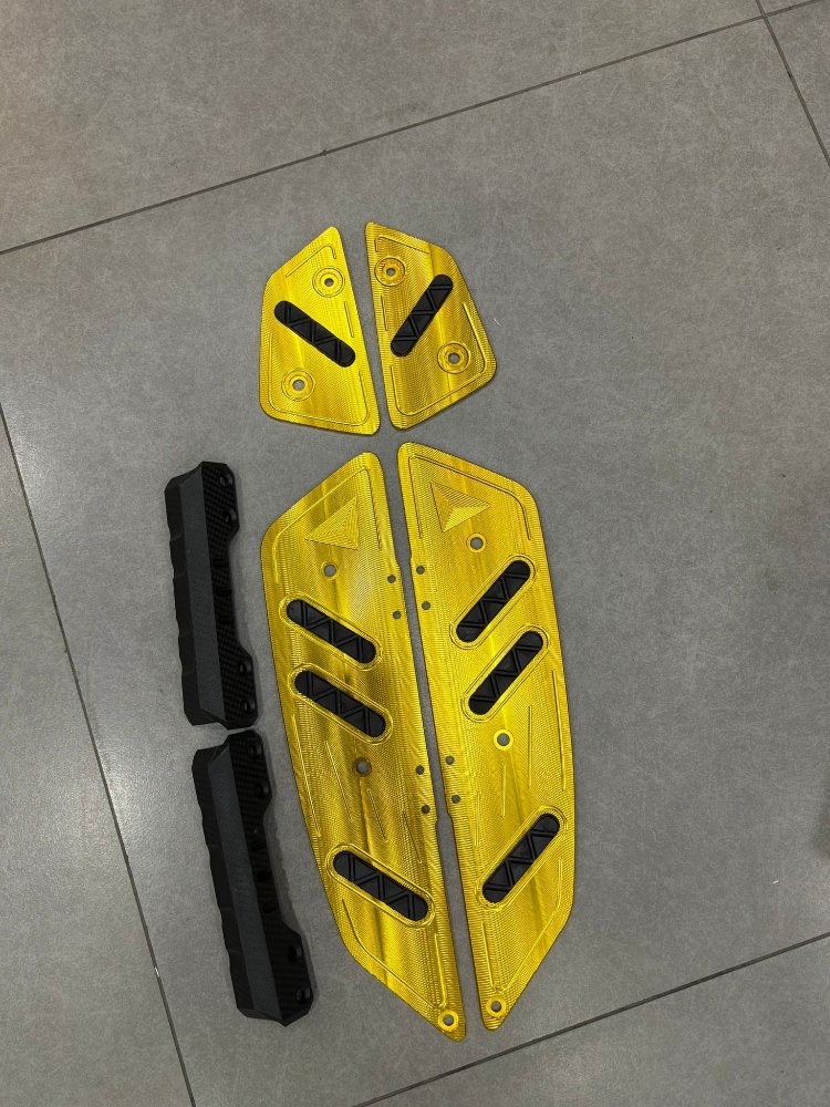 Pcx 2025 Metal Paspas Gold