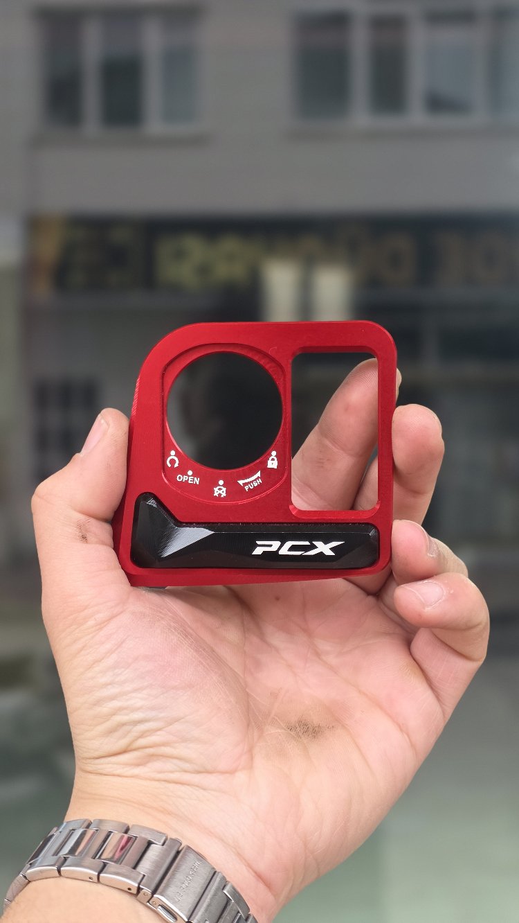 PCX KONTAK CERCEVESİ KIRMIZI