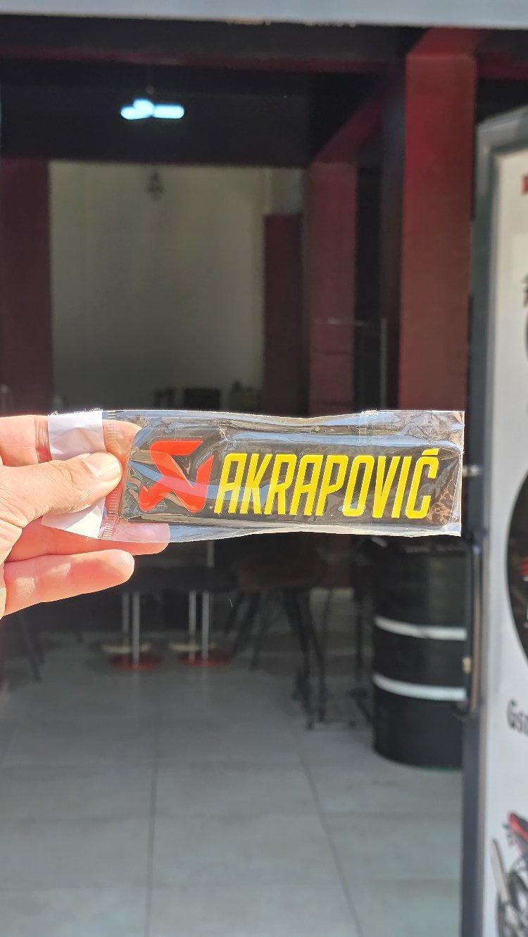 AKRAPOVİÇ METAL ARMA 