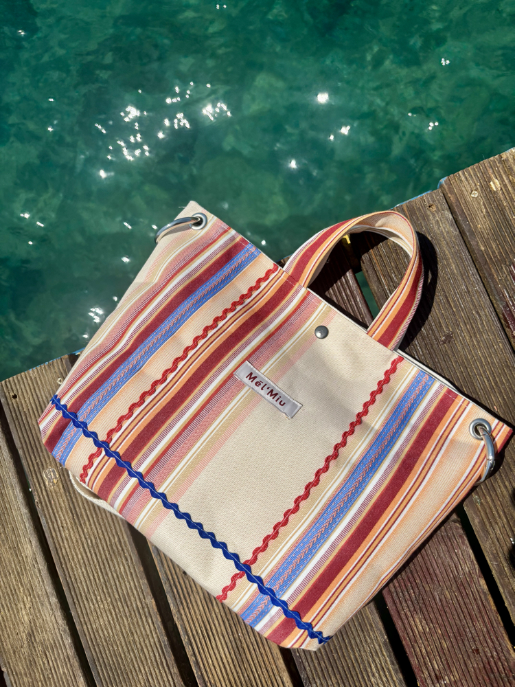 SOLE  TOTE BAG  