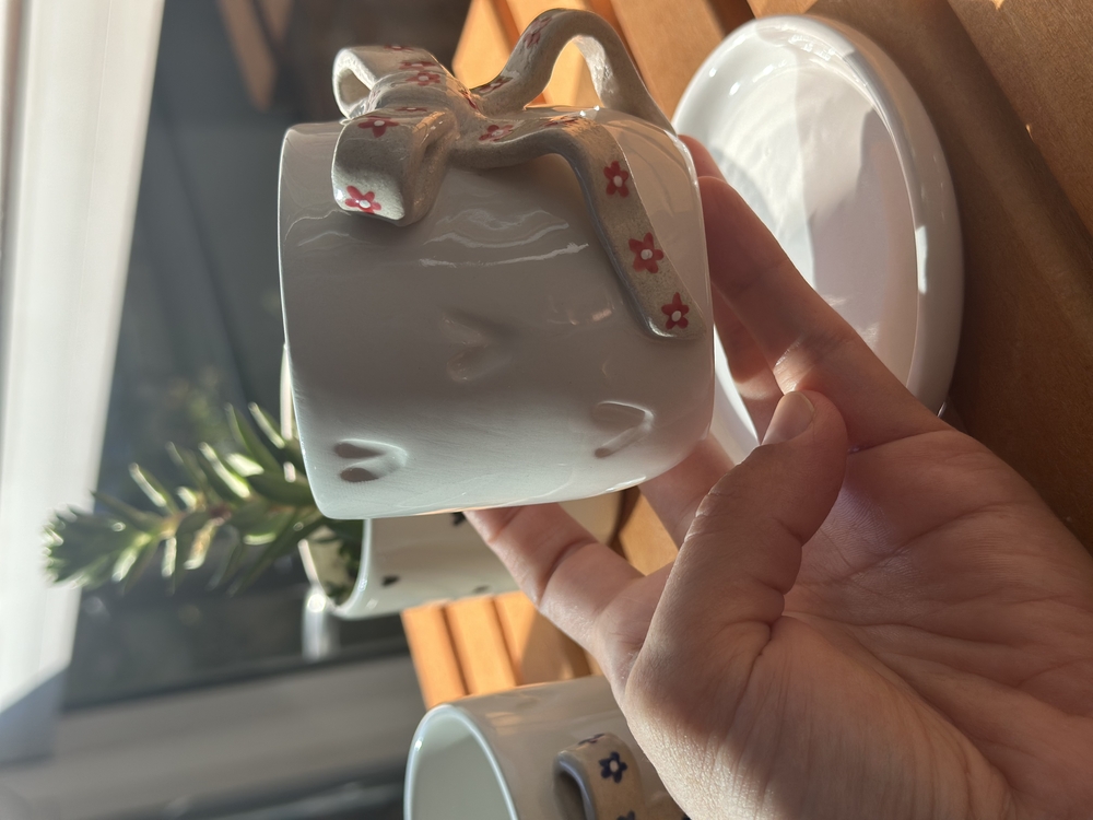 Çiçekli fiyonk tasarım ürünümüz 
