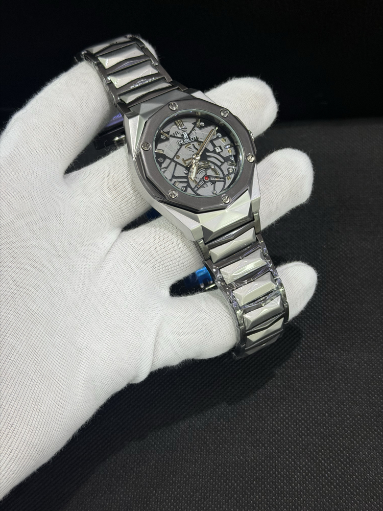 HUBLOT ERKEK KOL SAATİ