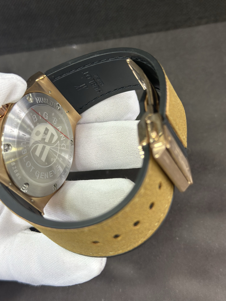 HUBLOT ERKEK KOL SAATİ