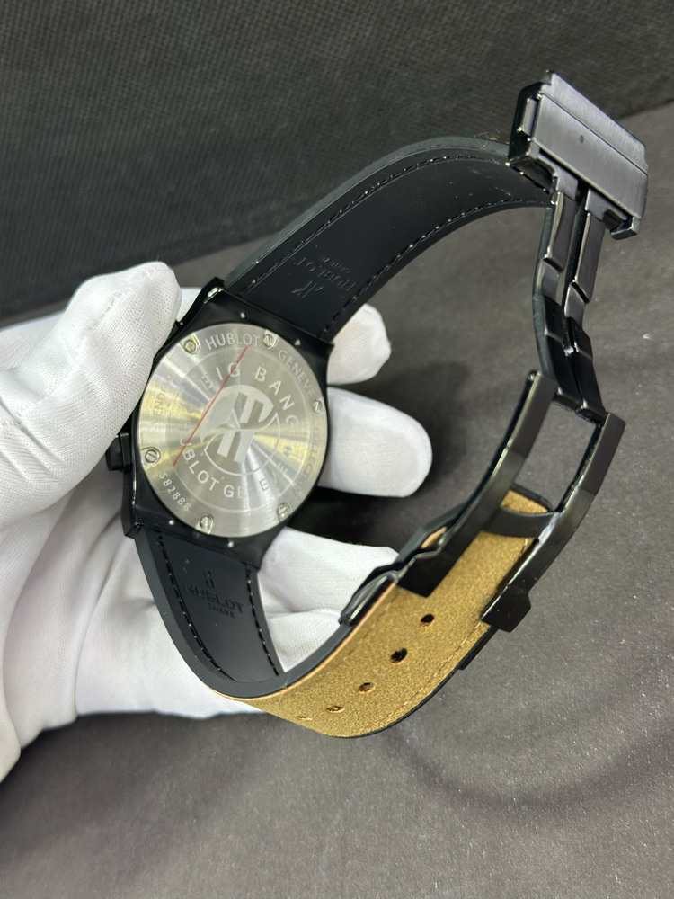 HUBLOT ERKEK KOL SAATİ