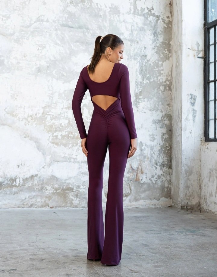İSPANYOL PAÇA UZUN KOL SCRUNCH BUTT TULUM KOD NO: 3102