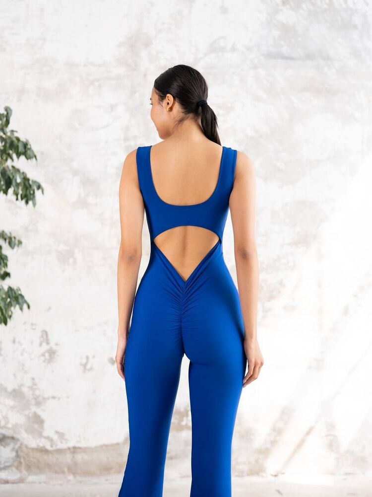 ARKASI BÜZGÜLÜ TULUM KOD NO : 1506