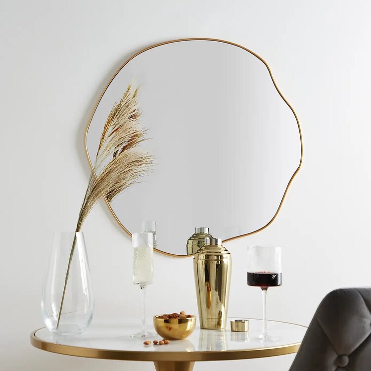 60x60 Gold Çerçeveli Asimetrik Ayna
