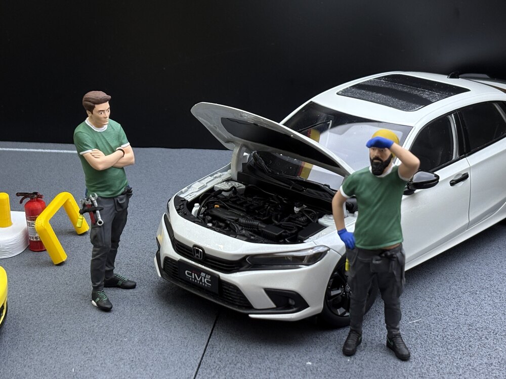 1/18 2’li JDM Tamirci Figürü
