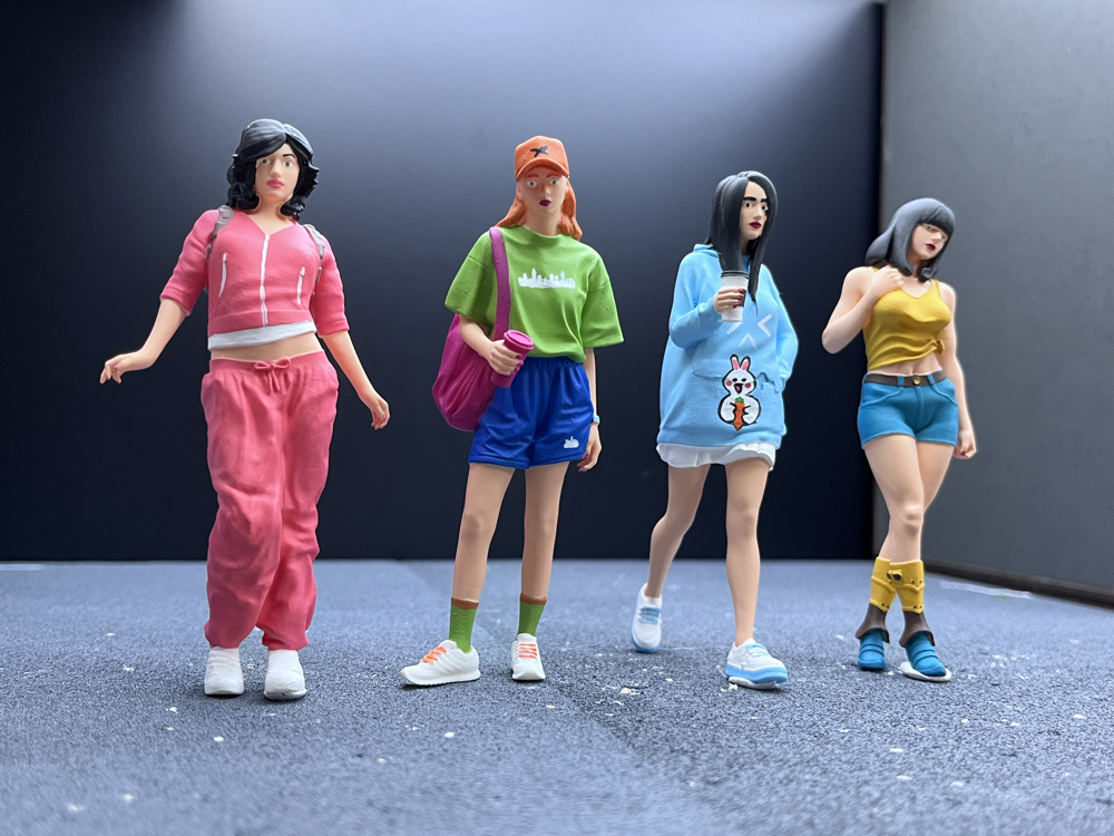 1/18 Genç Kızlar Figür Seti