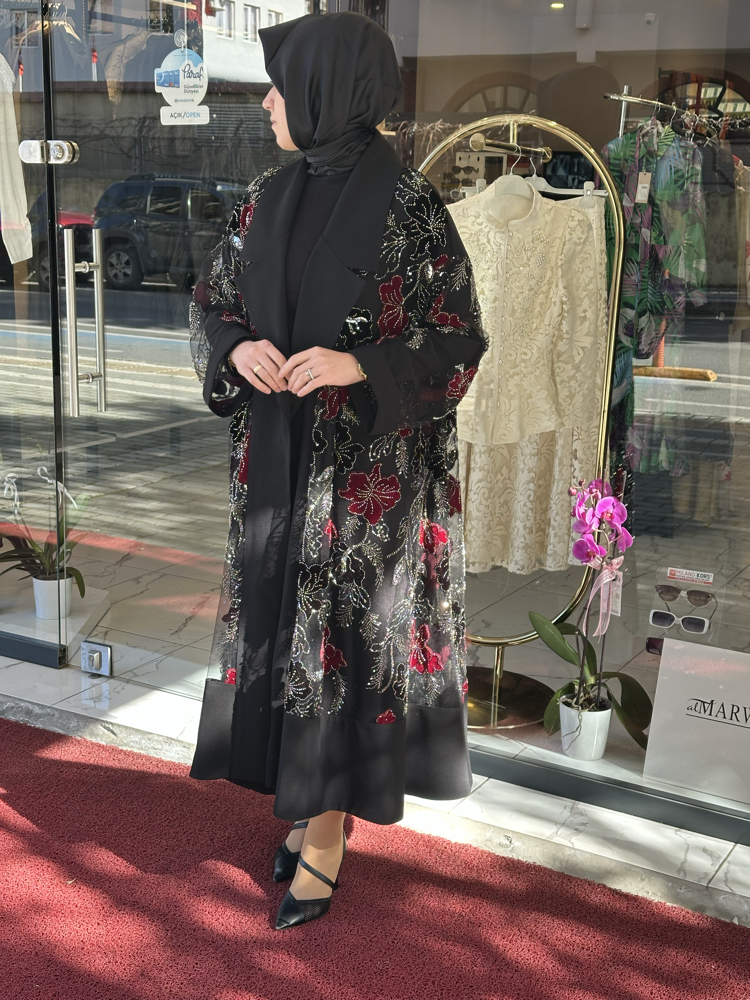 MANOLYA ABAYA