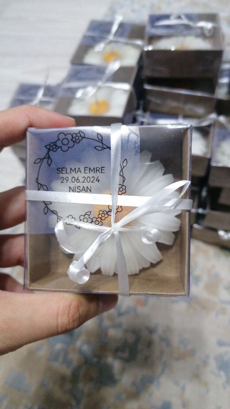 Papatya Desenli Mum 100 Adet