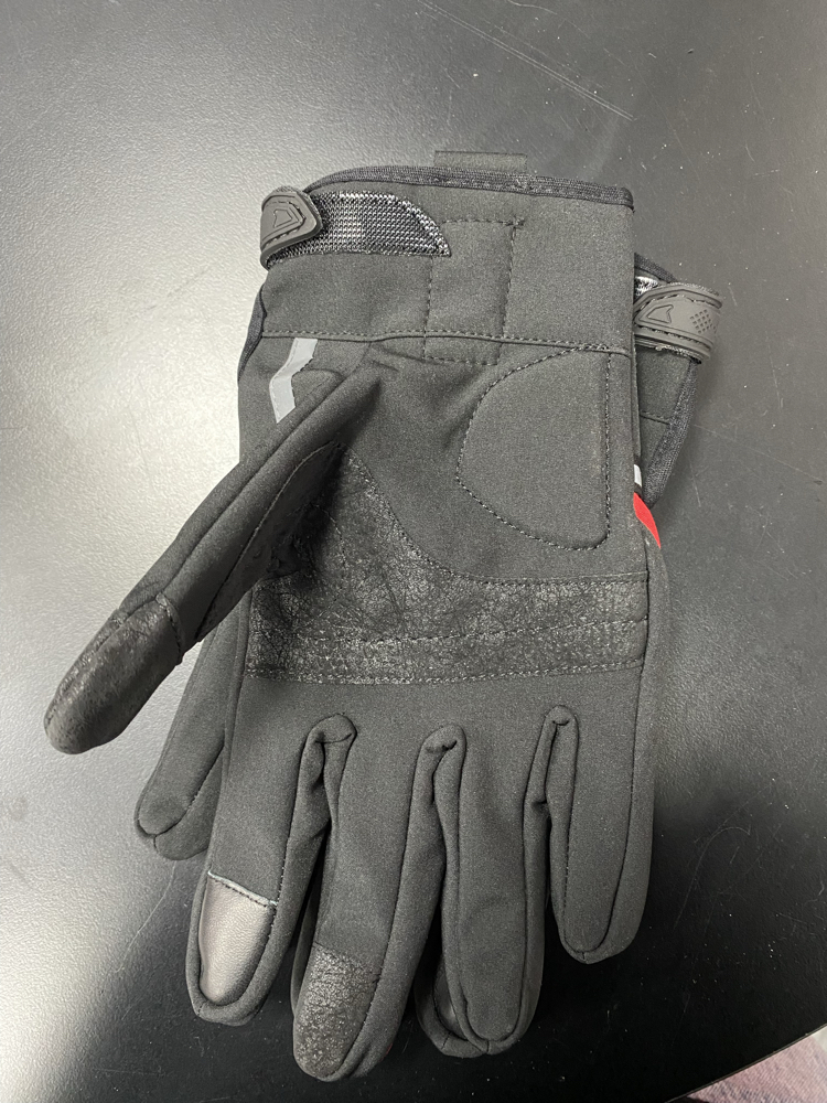 Venom 9015 Soft Shell Kırmızı-Siyah Kışlık eldiven