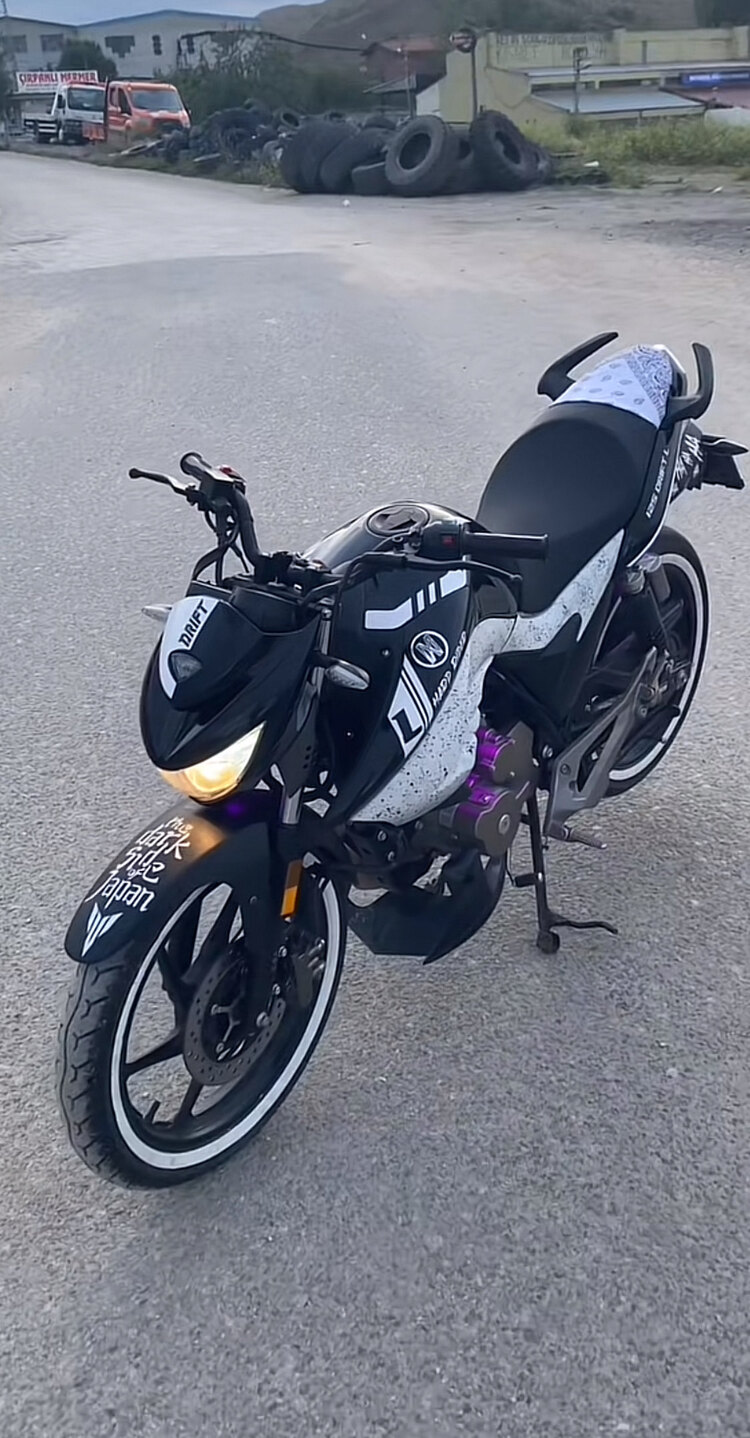 L STICKER / DRIFT L (BEYAZ)