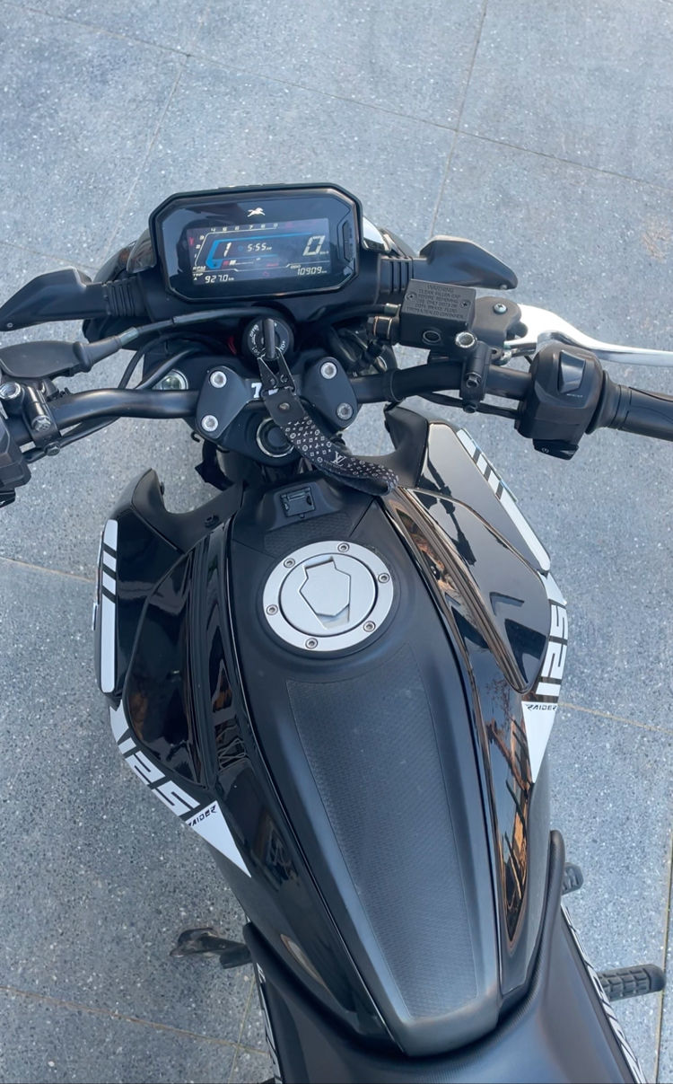 125 RAIDER DEPO ŞERİT STİCK MODEL 1