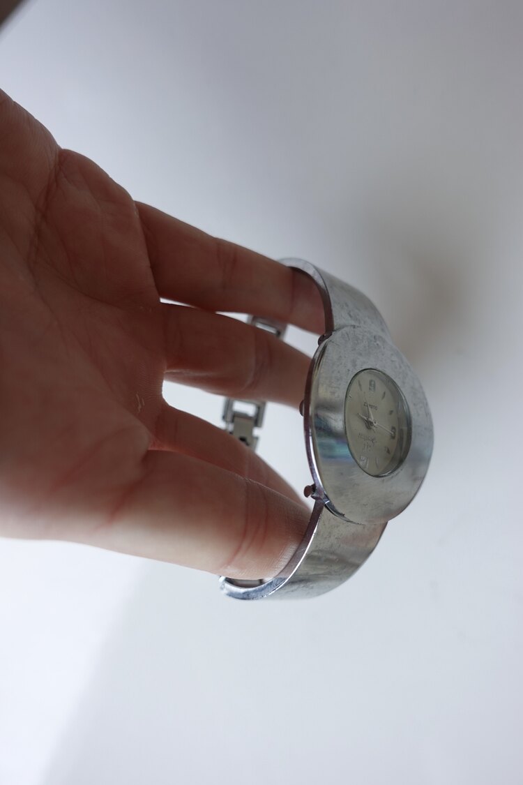 00’lar retro quartz saat