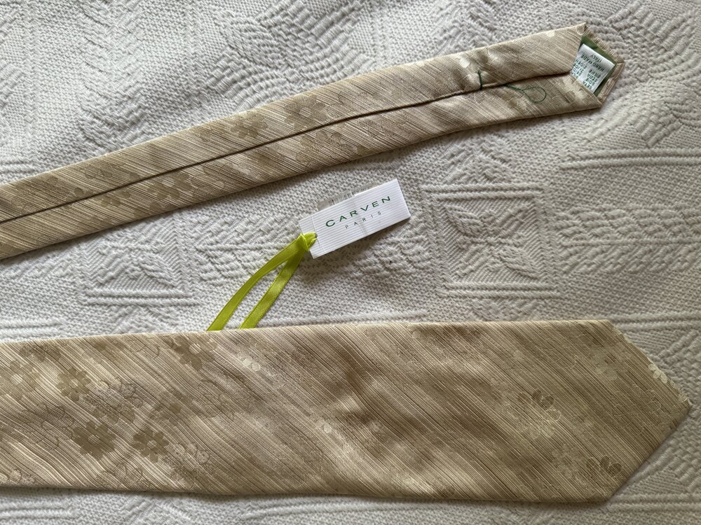 Carven parisian kravat