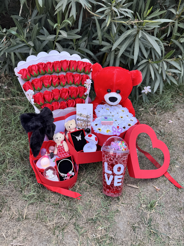 LOVE HEDİYE KUTUSU