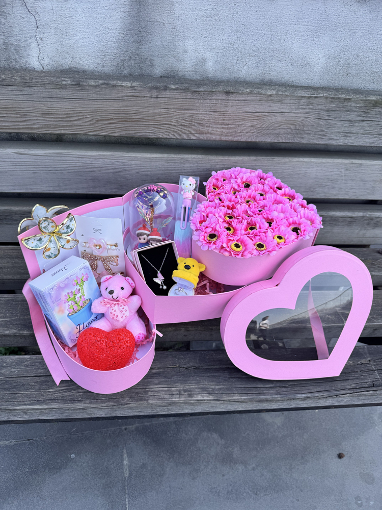 RÜYA PEMBE HEDİYE KUTUSU