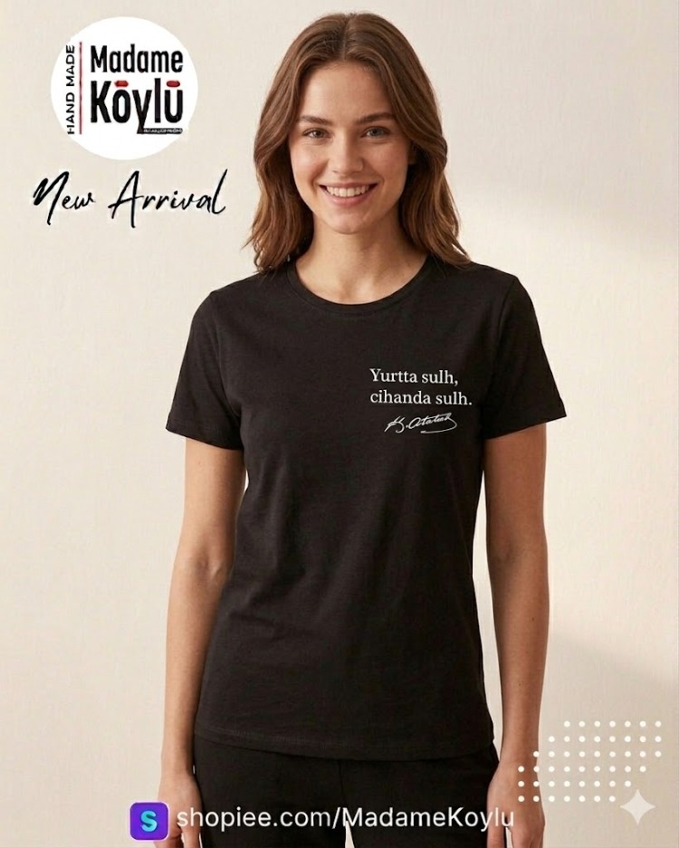YAZI BASKILI SİYAH T-SHIRT