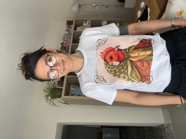 BASKILI BEYAZ T-SHIRT