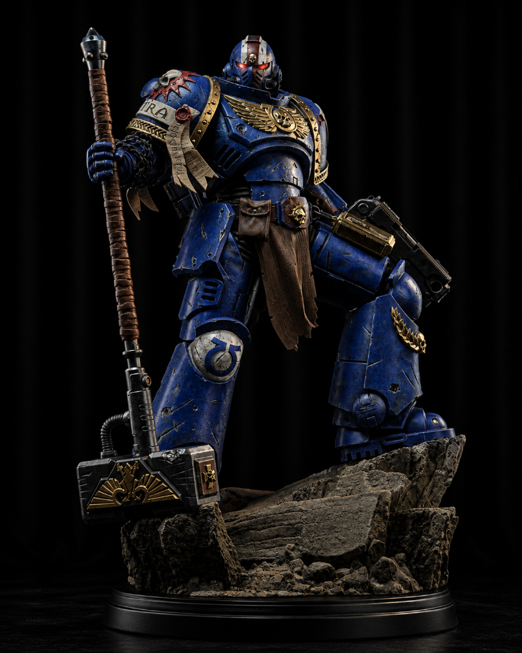 Warhammer 40,000 – Ultramarines Space Marine Captain
