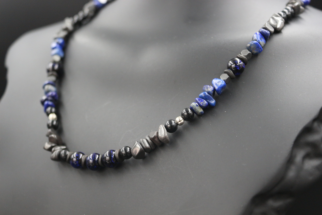 Lapis Lazuli ve Hematit Kolye – El Yapımı, Orijinal Tasarım
