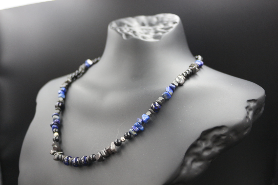 Lapis Lazuli ve Hematit Kolye – El Yapımı, Orijinal Tasarım