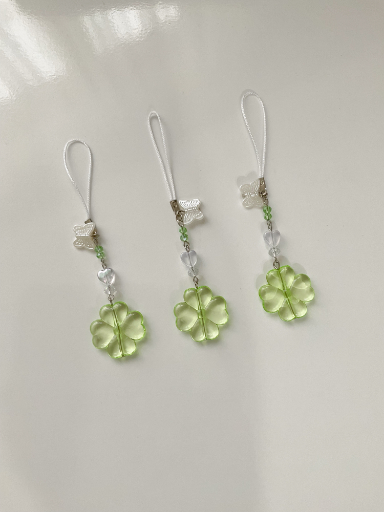 Clover charm