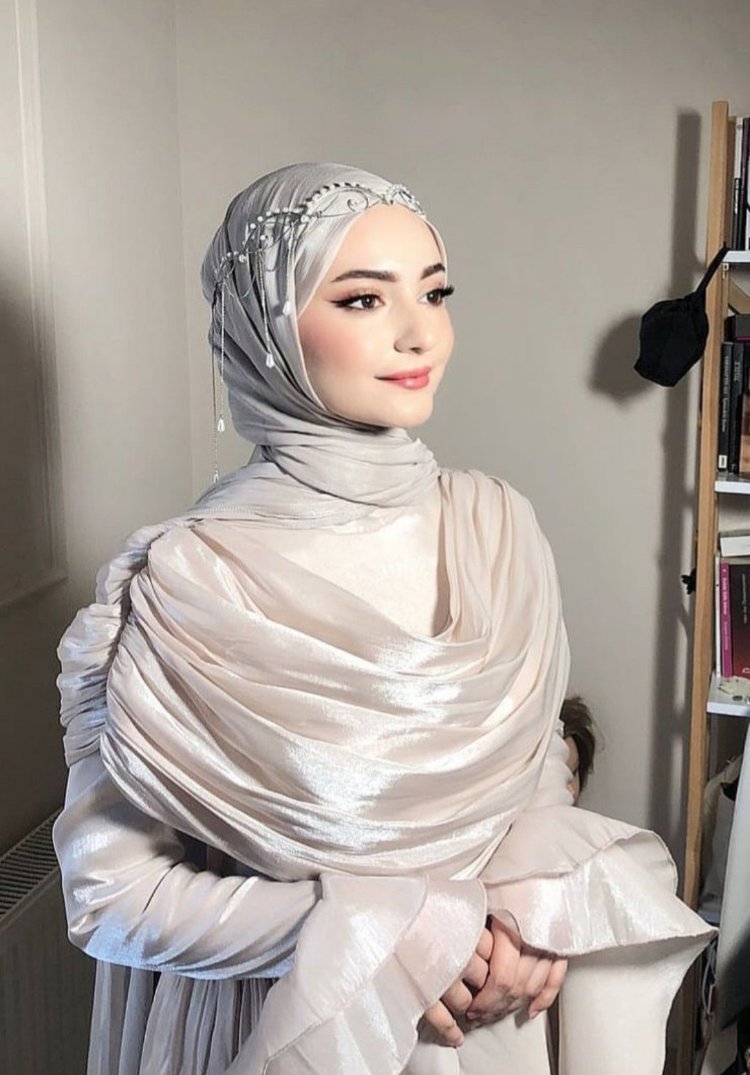 İncili Düğün Seti(Taç- Yaka iğnesi)