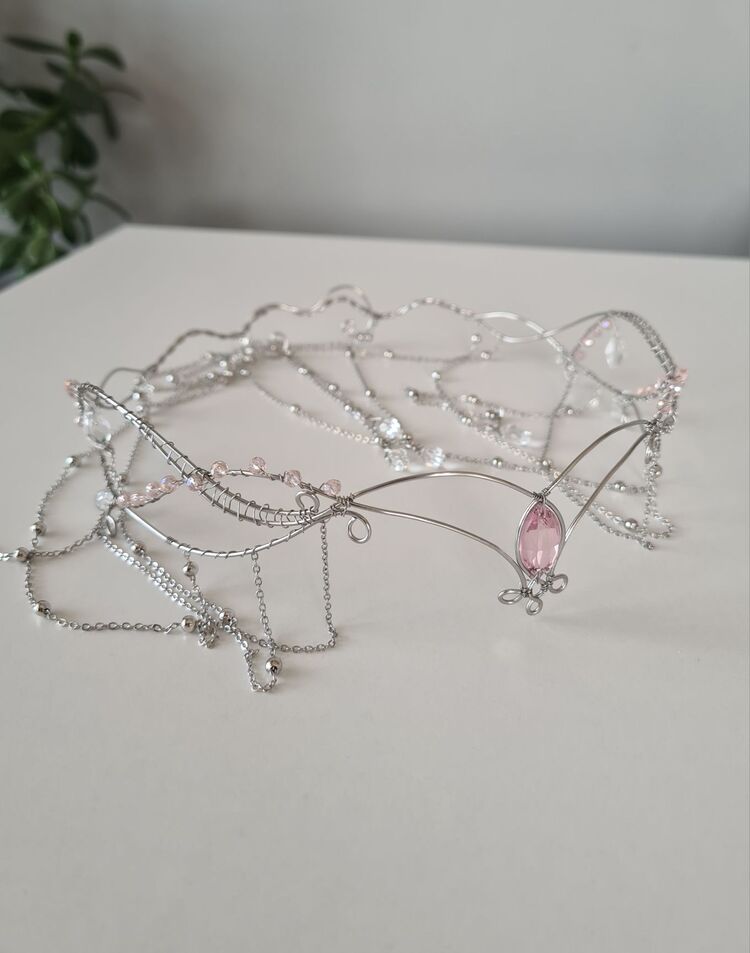 Pudra Pembe Arwen Tacı