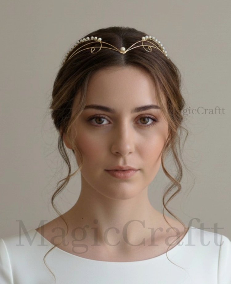 Gümüş İncili Taç