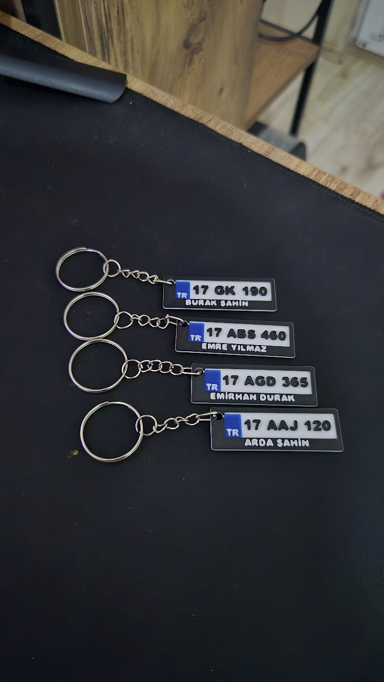 Kişiye Özel Plakalı Anahtarlık