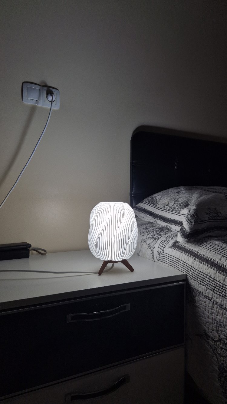 Evinize Sıcaklık Katan Modern Ambiyans Lambası
