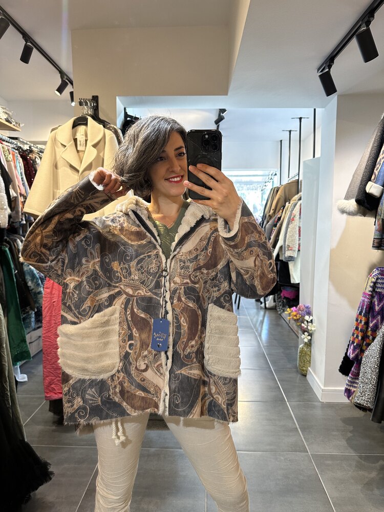 Desenli Peluş Kaban Ceket