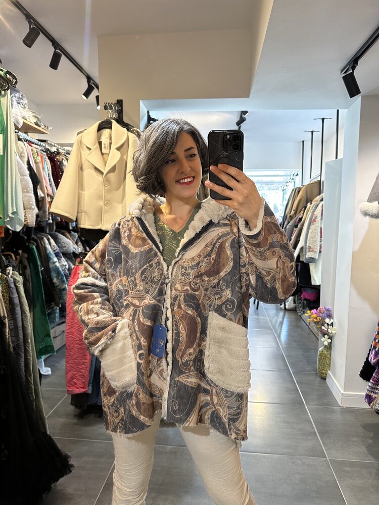 Desenli Peluş Kaban Ceket