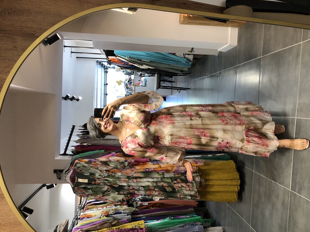 Çiçekli İtalyan İpek Elbise