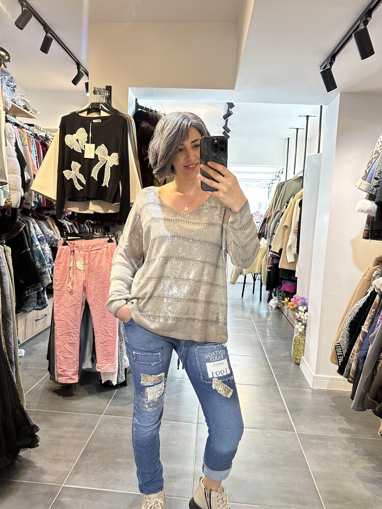 Delikli Parlak Triko