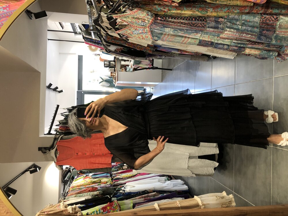 Beli lastikli Katlı İpek Elbise