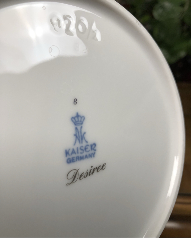 Alman Ak Kaıser Çukur Sunum Tabağı