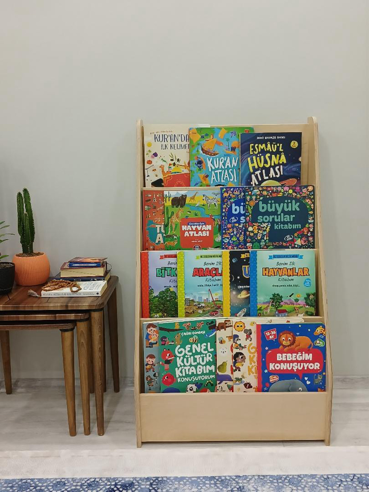 4 bölmeli montessori kitaplık