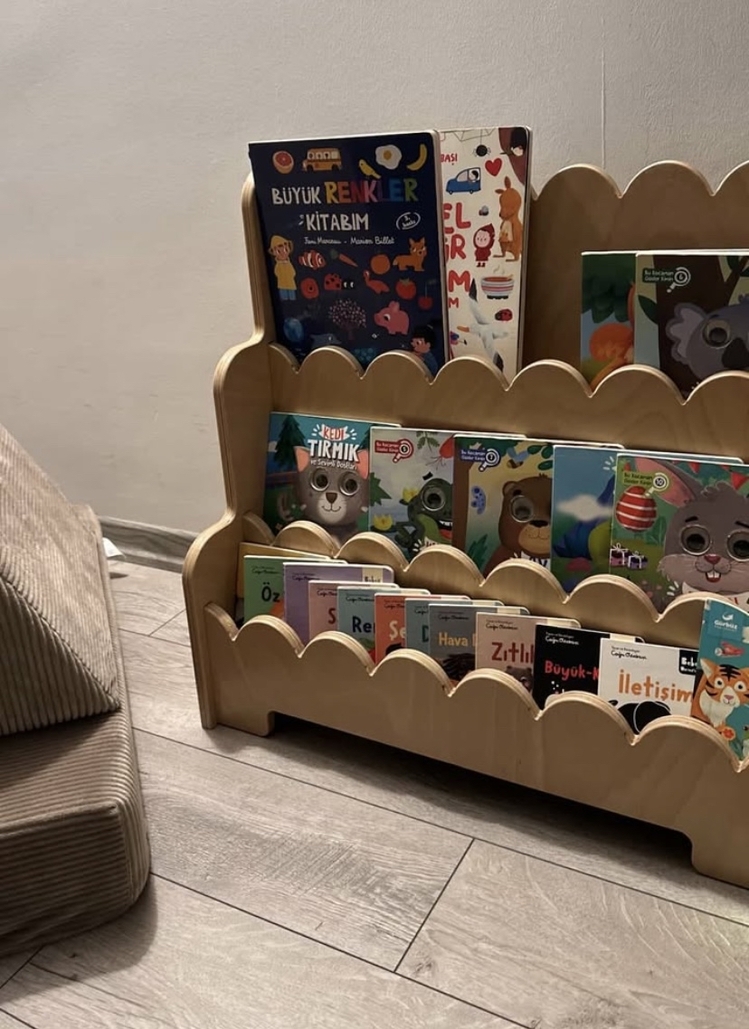 3 bölmeli montessori yer kitaplığı