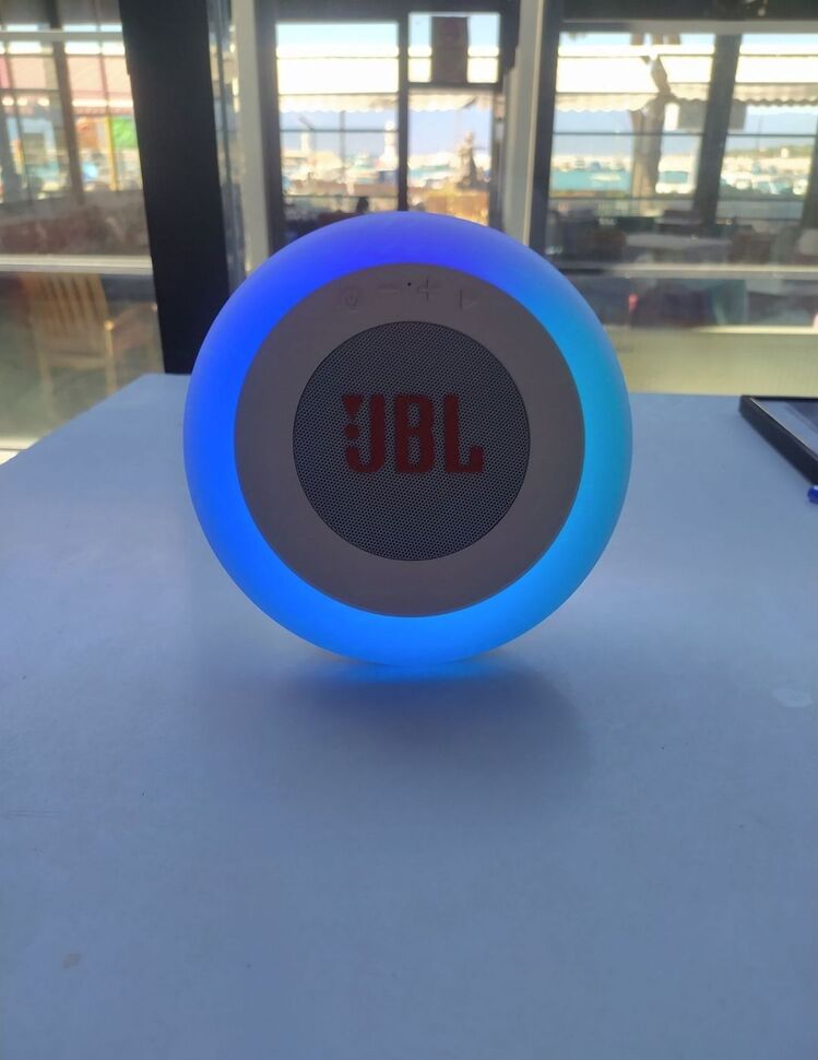JBL Speaker Box 