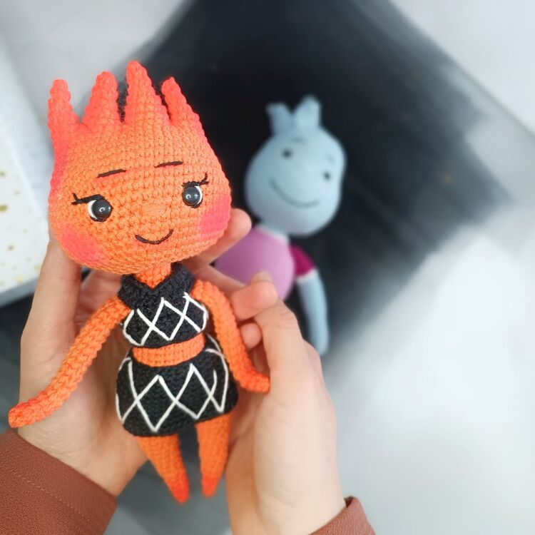 Ember Y Wade Amigurumi PDF Tarif (pattern)