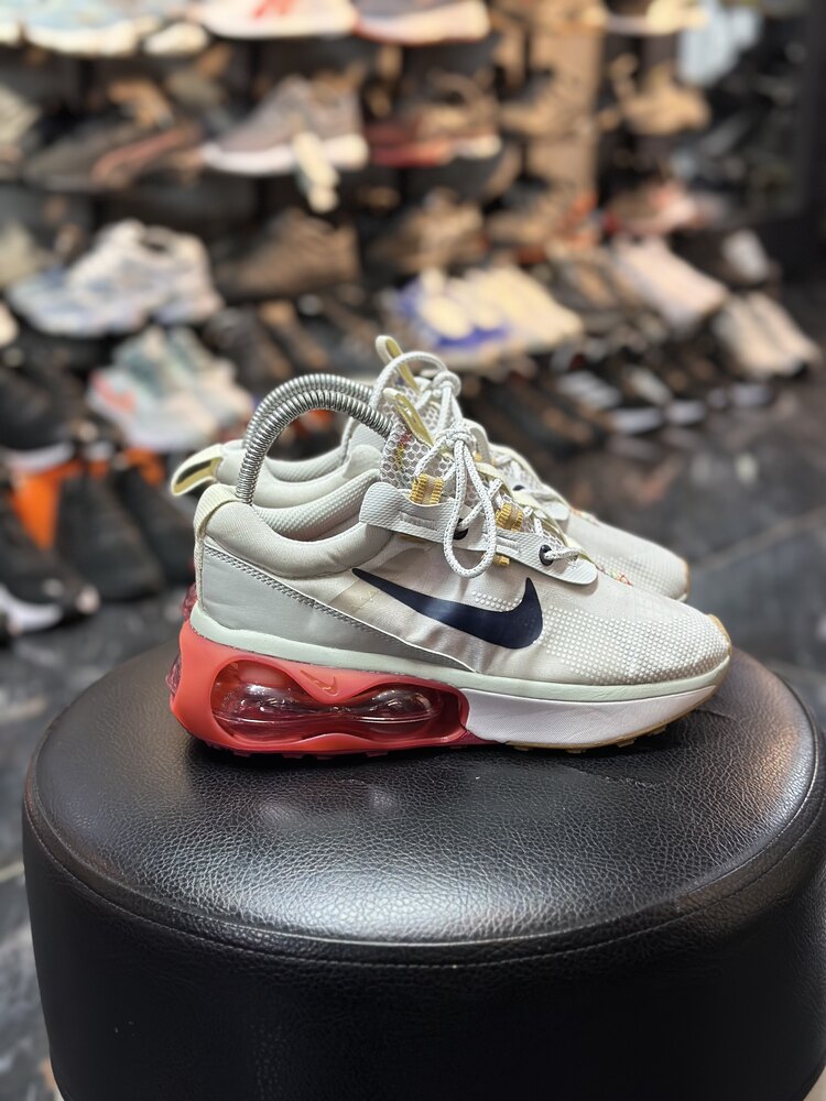 Nike Air